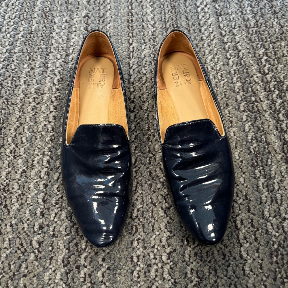 Naturalizer flats